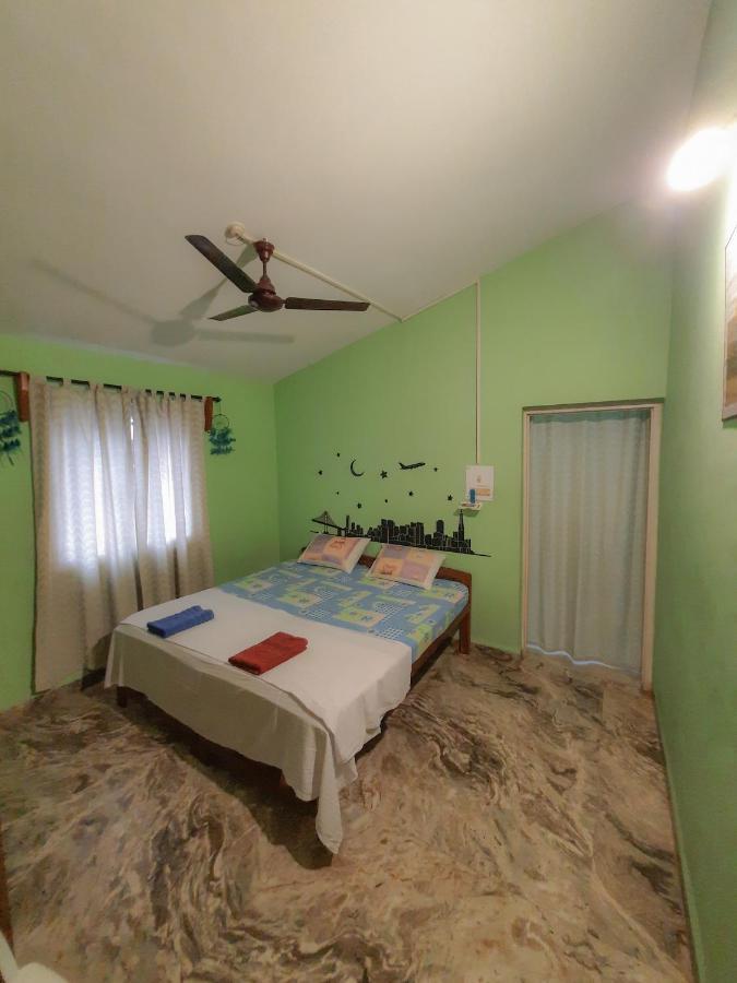 Auslyn Guest House Bogmalo Esterno foto